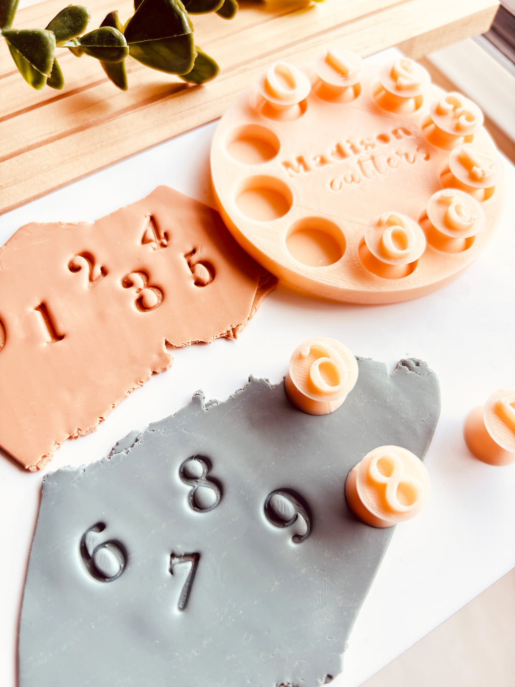 Pieczątki Cyfry, Liczby + Elegancka Płytka