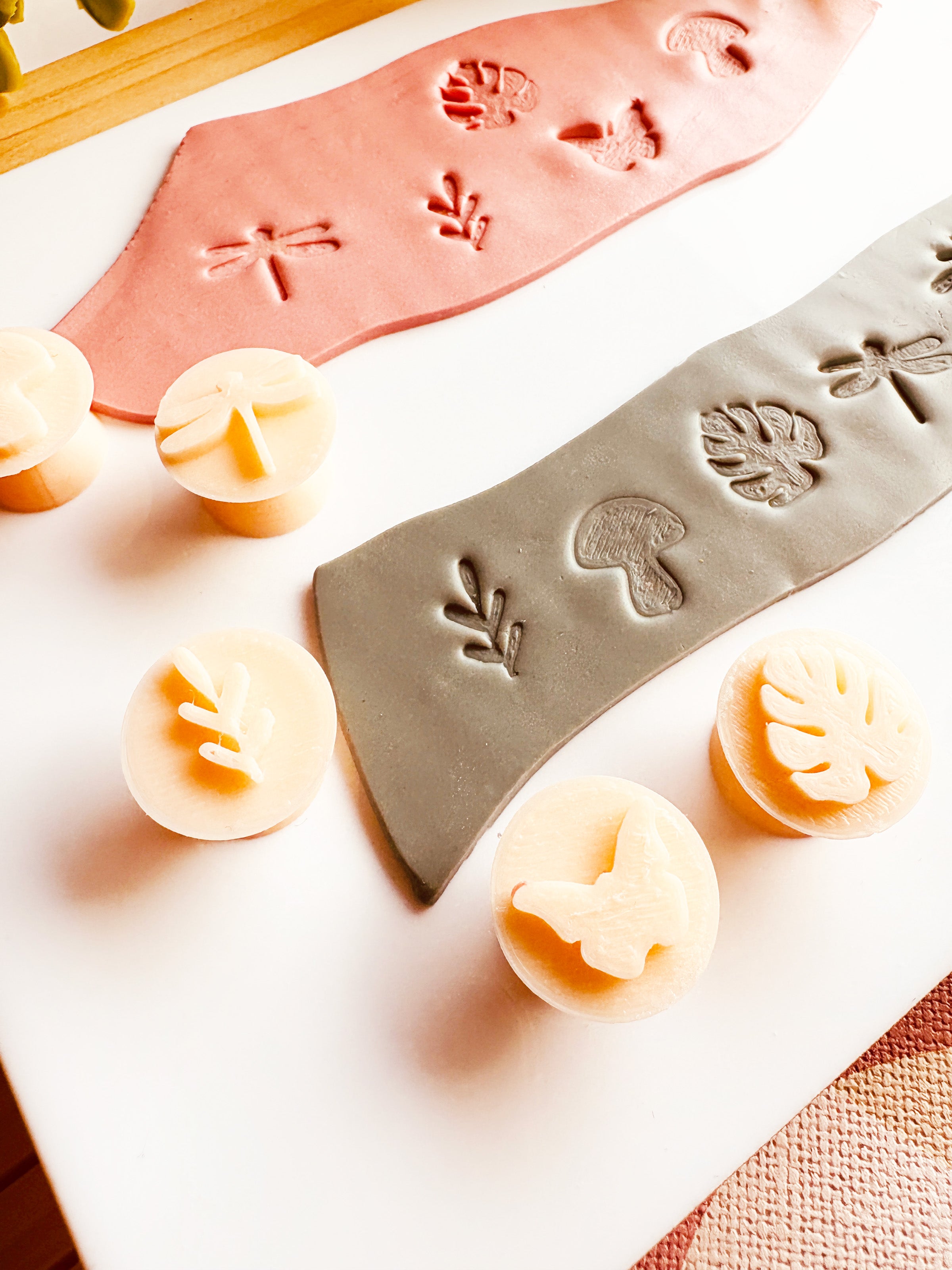 Wykrawacz do gliny polimerowej - Pieczątki z motywem natury