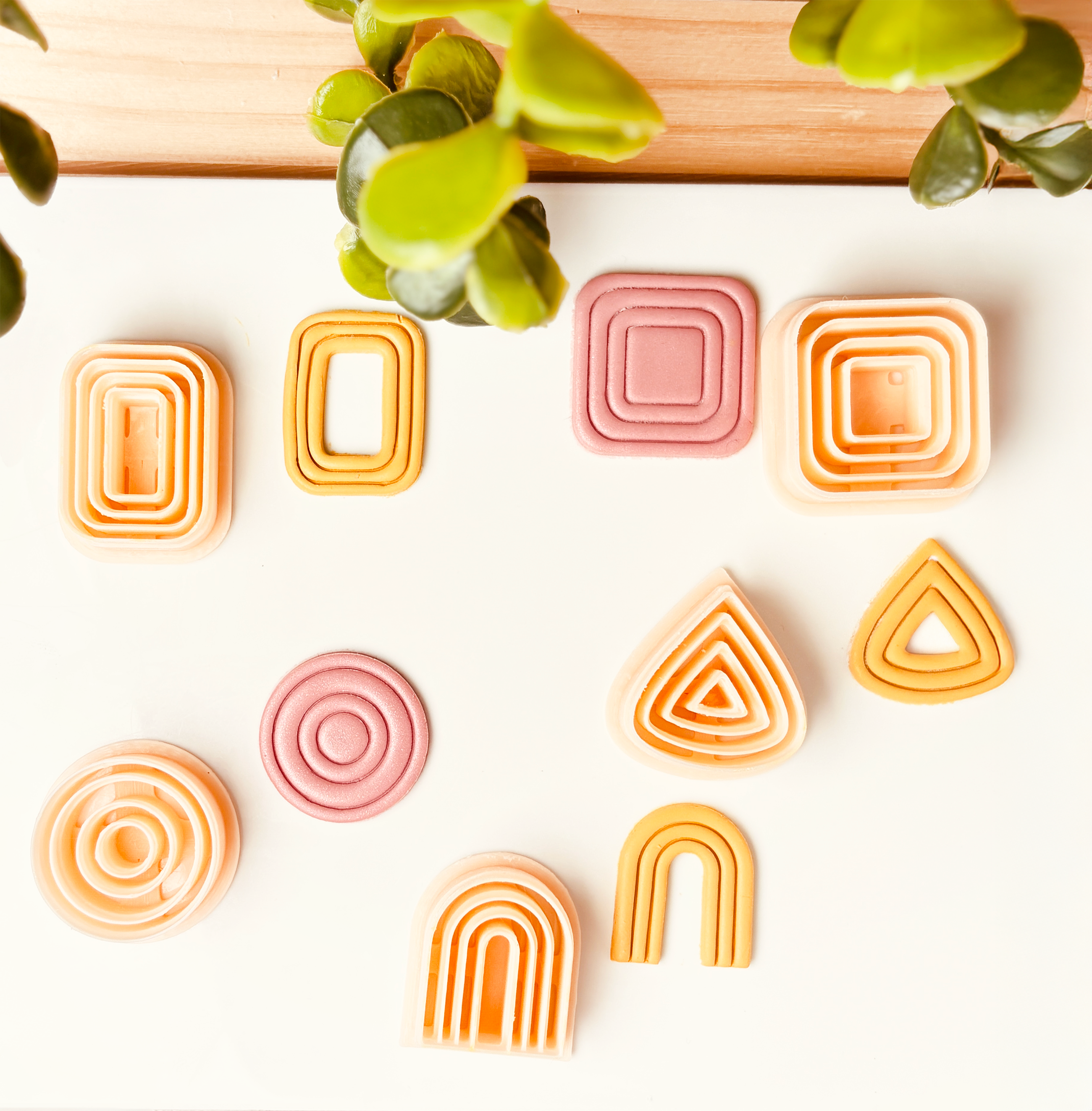 Zestaw 5 cutterów – Geometryczne kształty z tłoczeniem