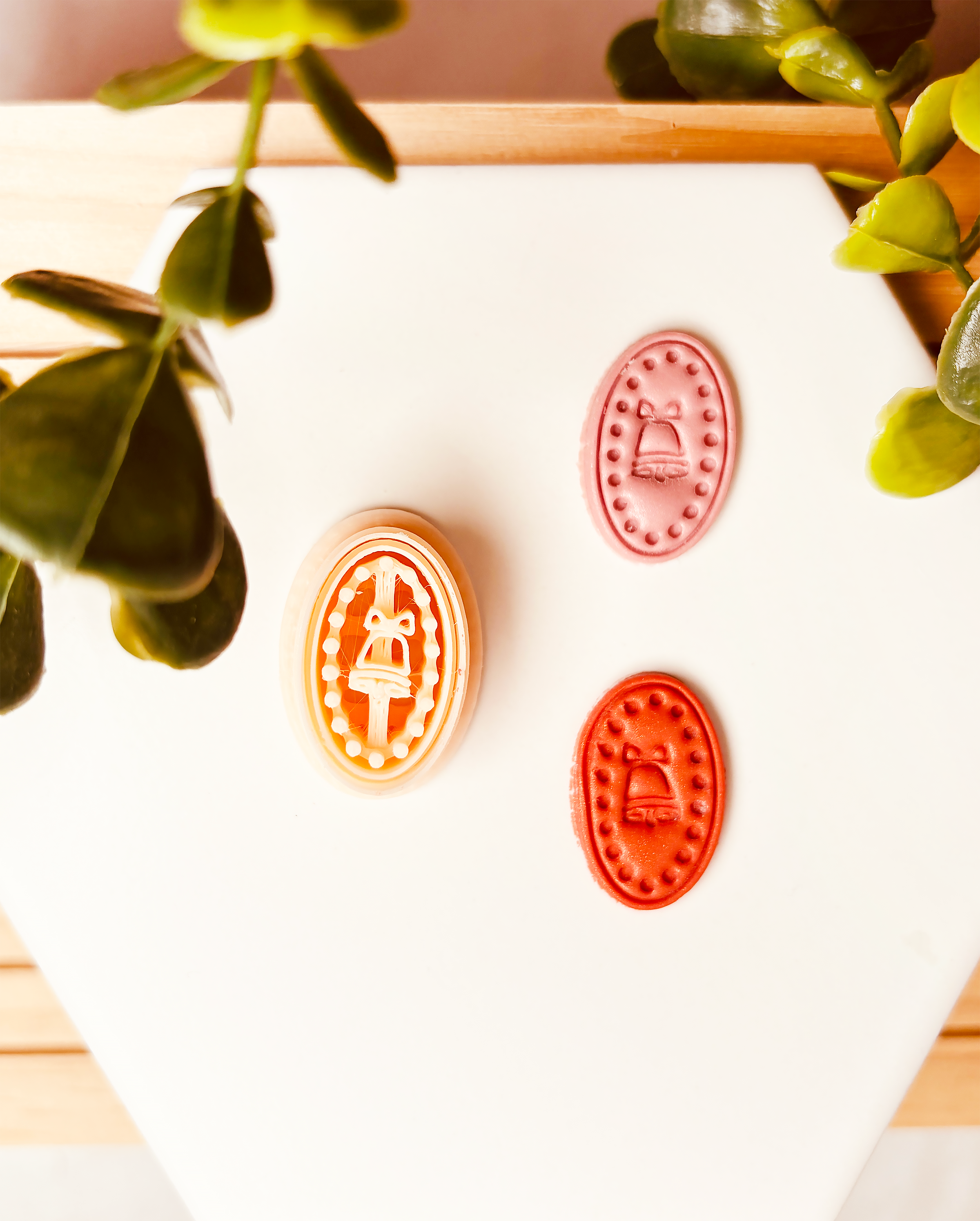 Clay Cutter  – Elipsa z motywem świątecznego dzwonka