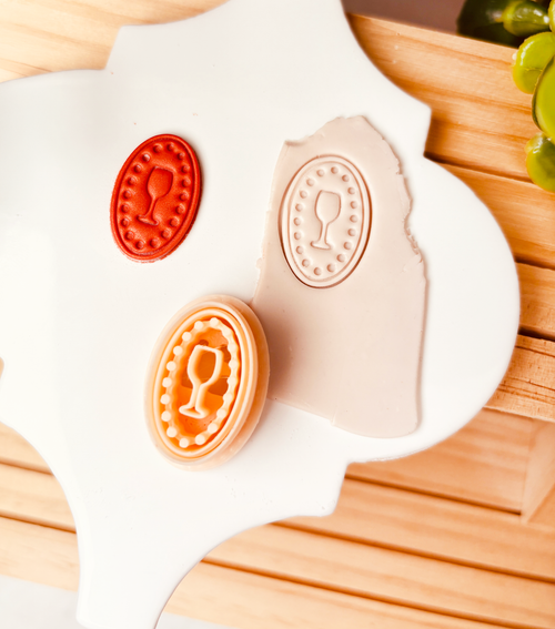 Clay Cutter  – Cutter – Elipsa z motywem kieliszka wina